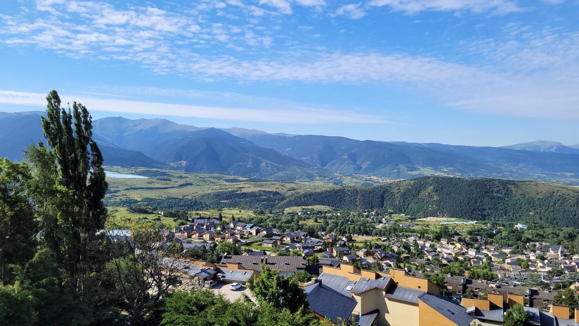 Les Balcons Du Soleil L Ourson Apartment Font-Romeu-Odeillo-Via Bagian luar foto
